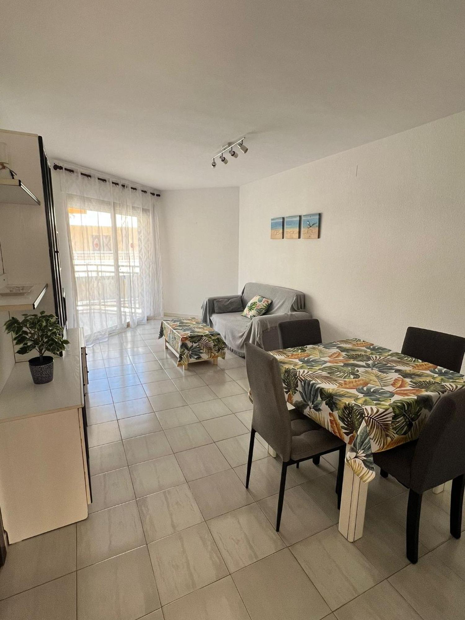 Apartamentos Versailles Villafortuny Extérieur photo