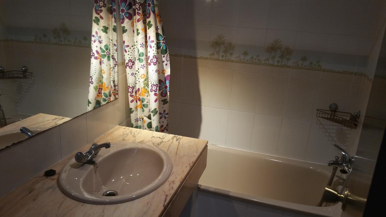 Apartamentos Versailles Villafortuny Extérieur photo